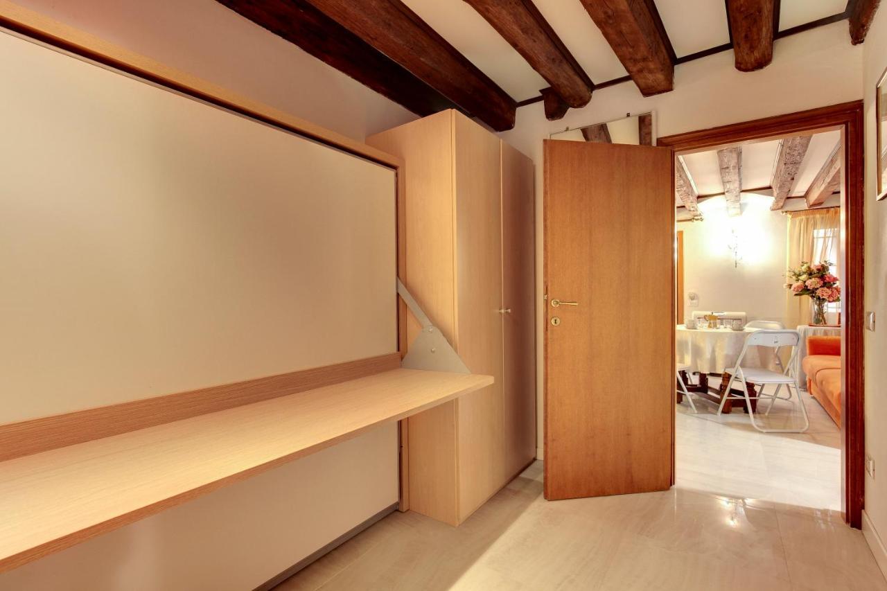 Smeraldo Apartment Loc-03081 Венеция Екстериор снимка